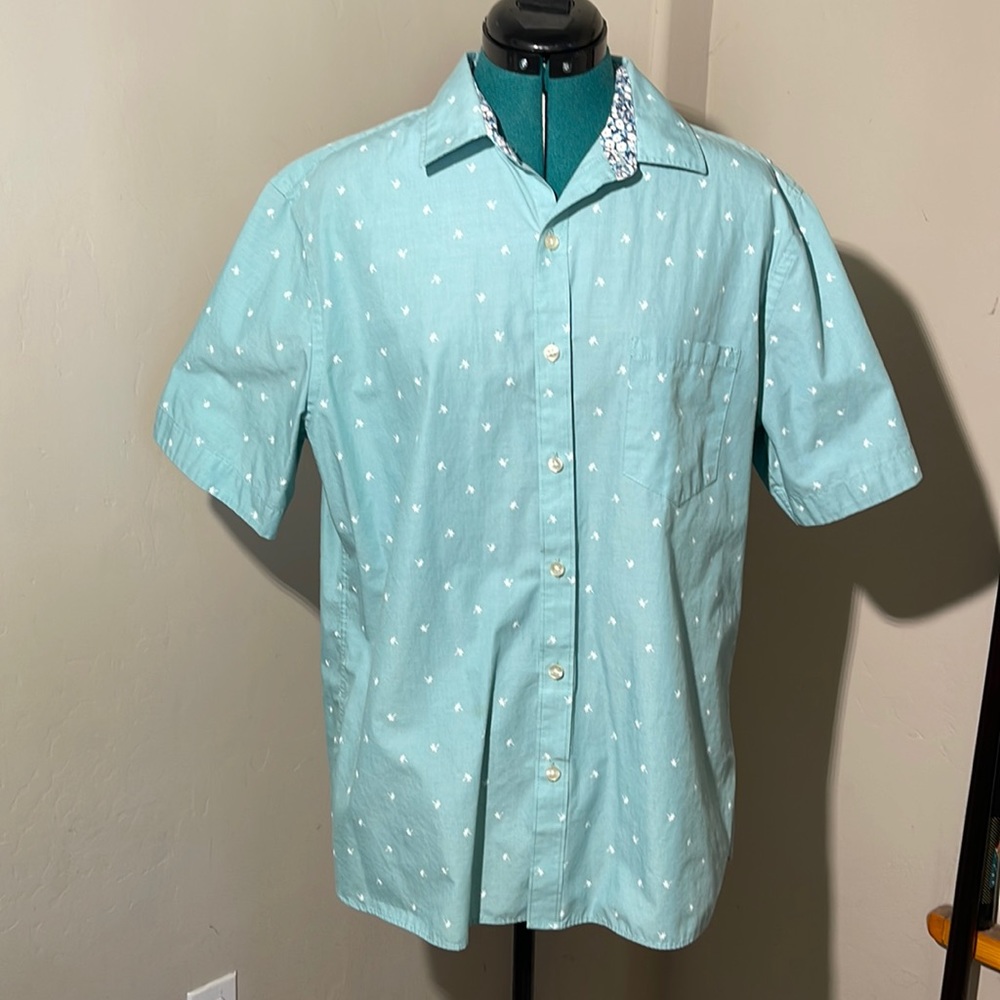 Button down short-sleeve large mens shirt in great used condition.